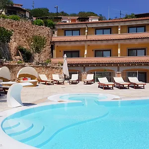 Lh Pozzo Sacro 4*, Olbia Italia