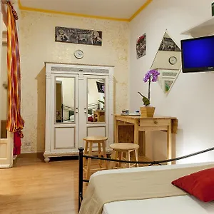 3* Pensión Please -