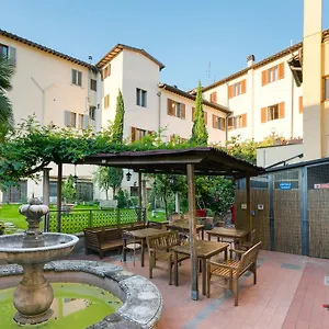 Archi Rossi Hostel Florenz