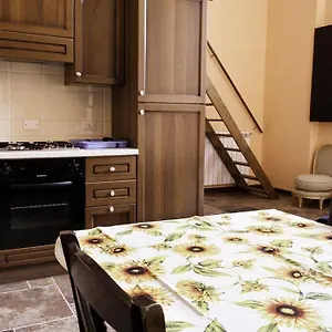 Cascina Gobba 3*, Milán Italia